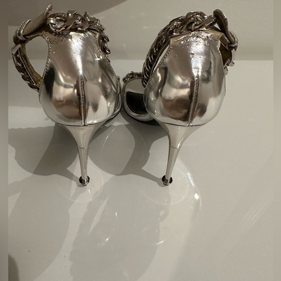 TOM FORD Chain Detail Heels - Picture 5 of 10